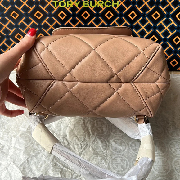 Tory Burch Willa Soft Quilt Backpack Roasted Almond Gold - Picture 8 of 10